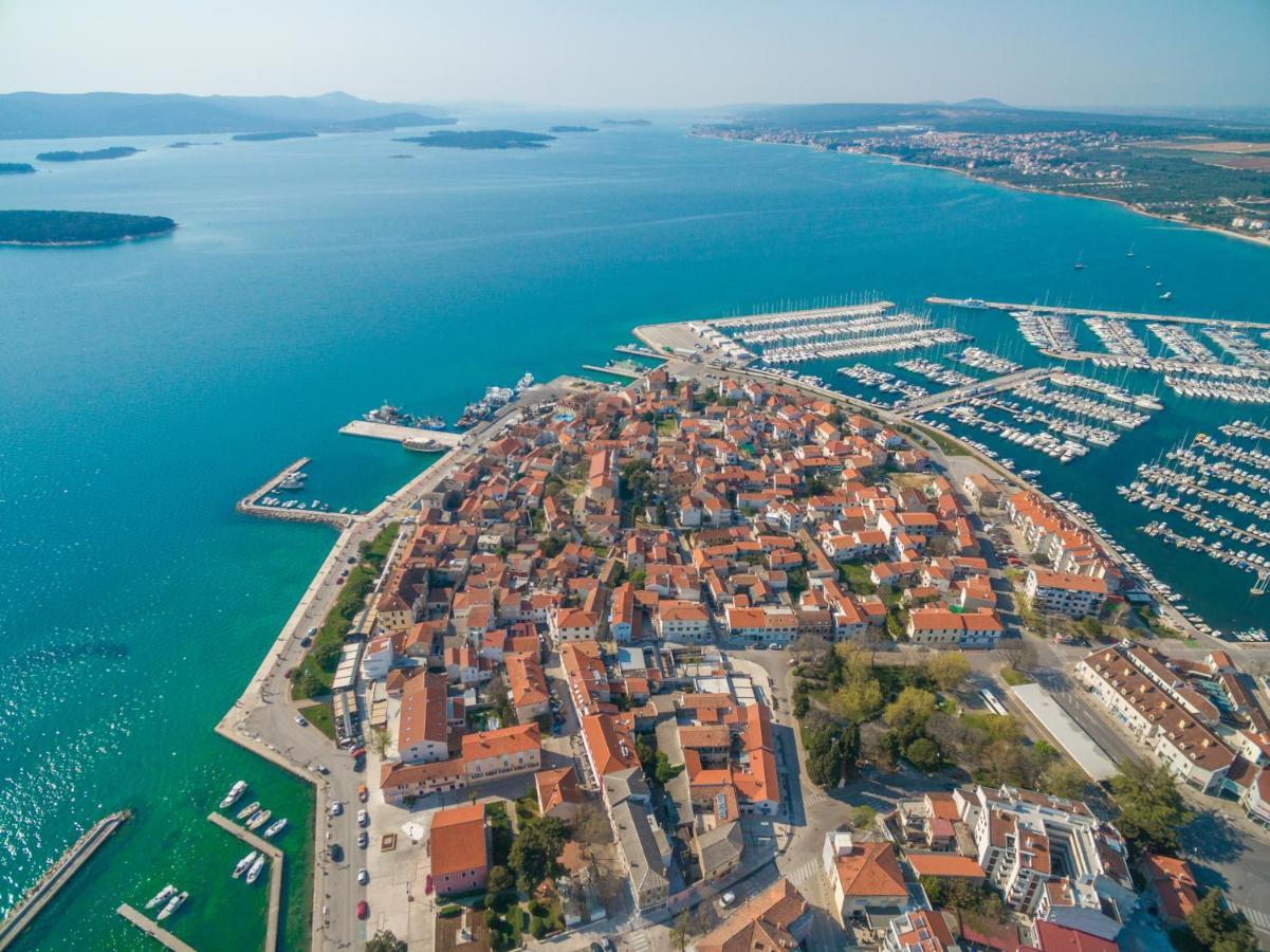 Apartmán House With Pool Ledenko Biograd Na Moru Exteriér fotografie