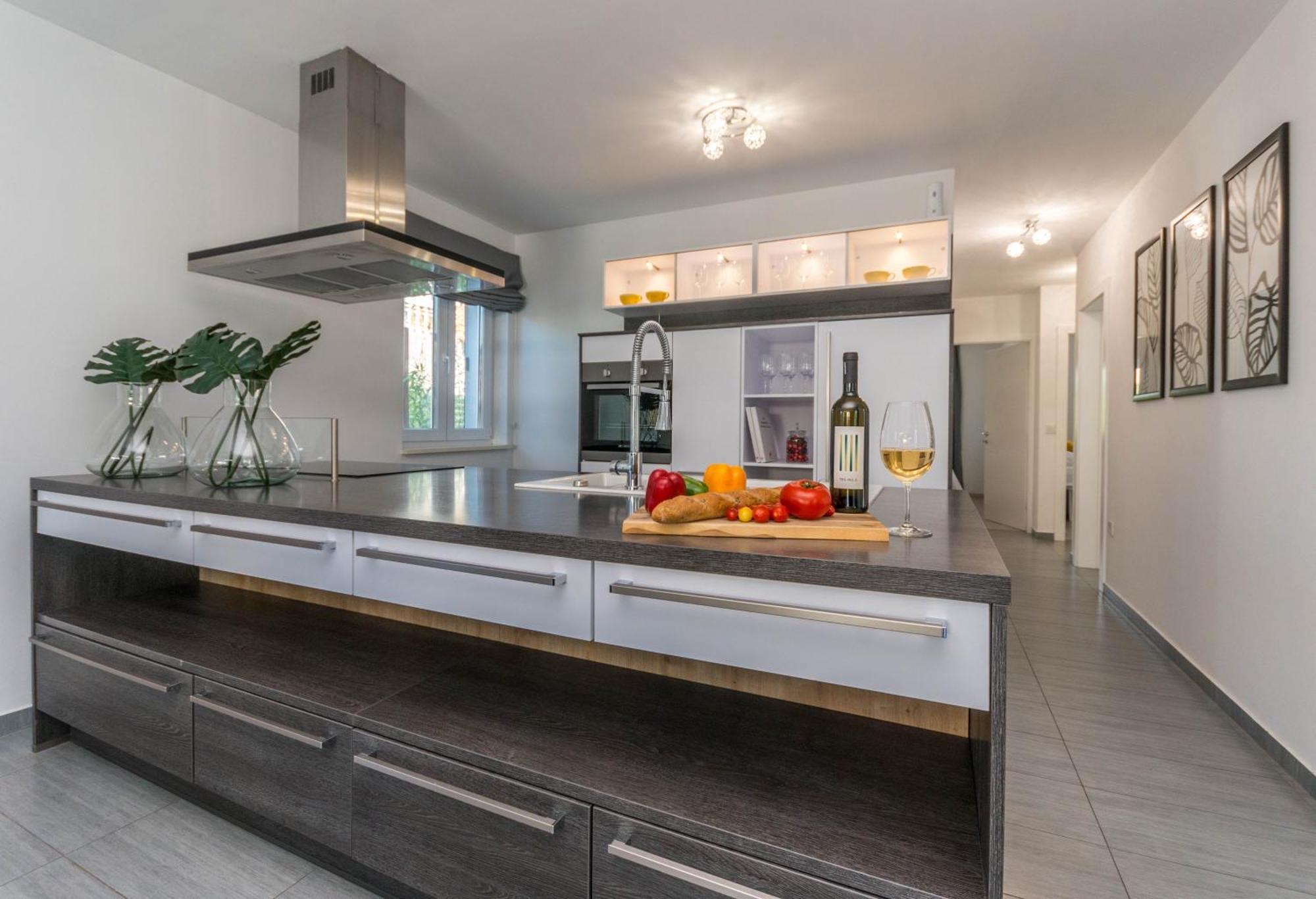 Apartmán House With Pool Ledenko Biograd Na Moru Exteriér fotografie