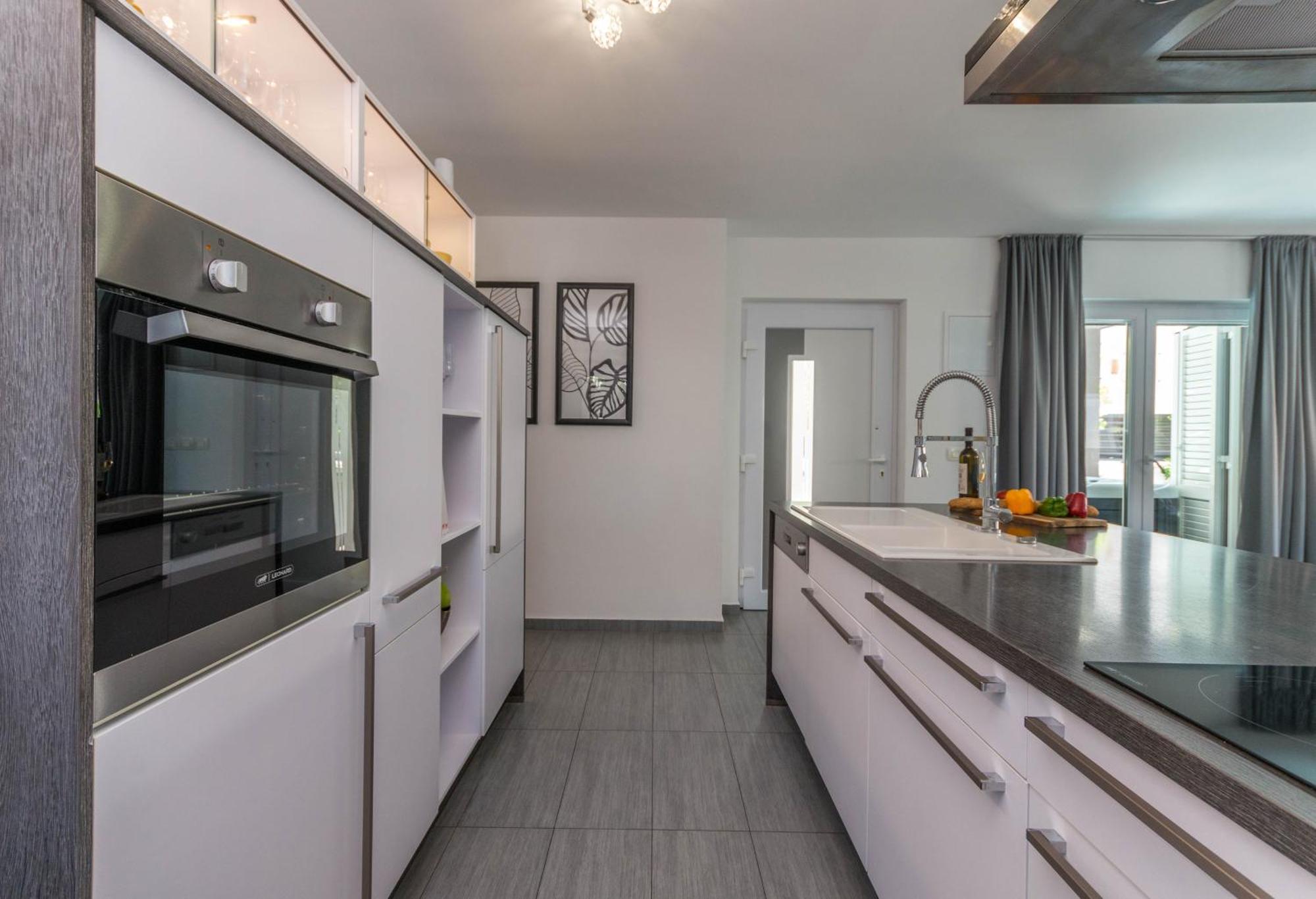 Apartmán House With Pool Ledenko Biograd Na Moru Exteriér fotografie